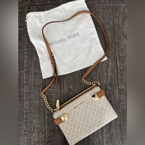 Michael Kors Logo Chain Strap Crossbody Clutch Vanilla Brown Gold Hardware